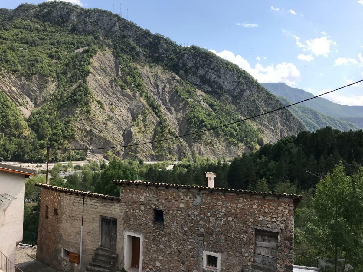 Gite De La Fontaine Gorges De Daluis Eksteriør bilde
